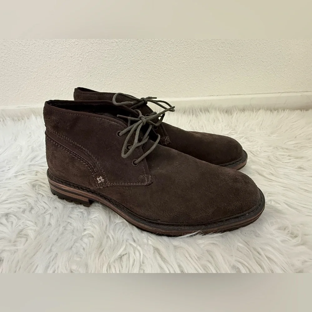Suede Chukka Boots
